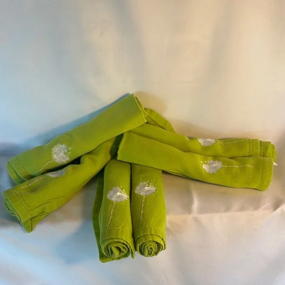 SET OF 6 VINTAGE LIME GREEN EMBROIDERED  SOFT CLOTH NAPKINS- RARELY USED - 18X18 - Picture 6 of 15